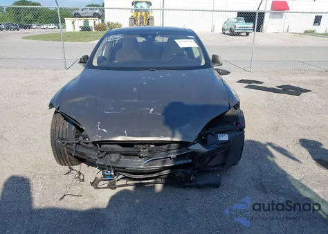 2016 Tesla Model S 60D/70D/75D/85D/90D z USA, uszkodzony, nr VIN 5YJSA1E26GF159977